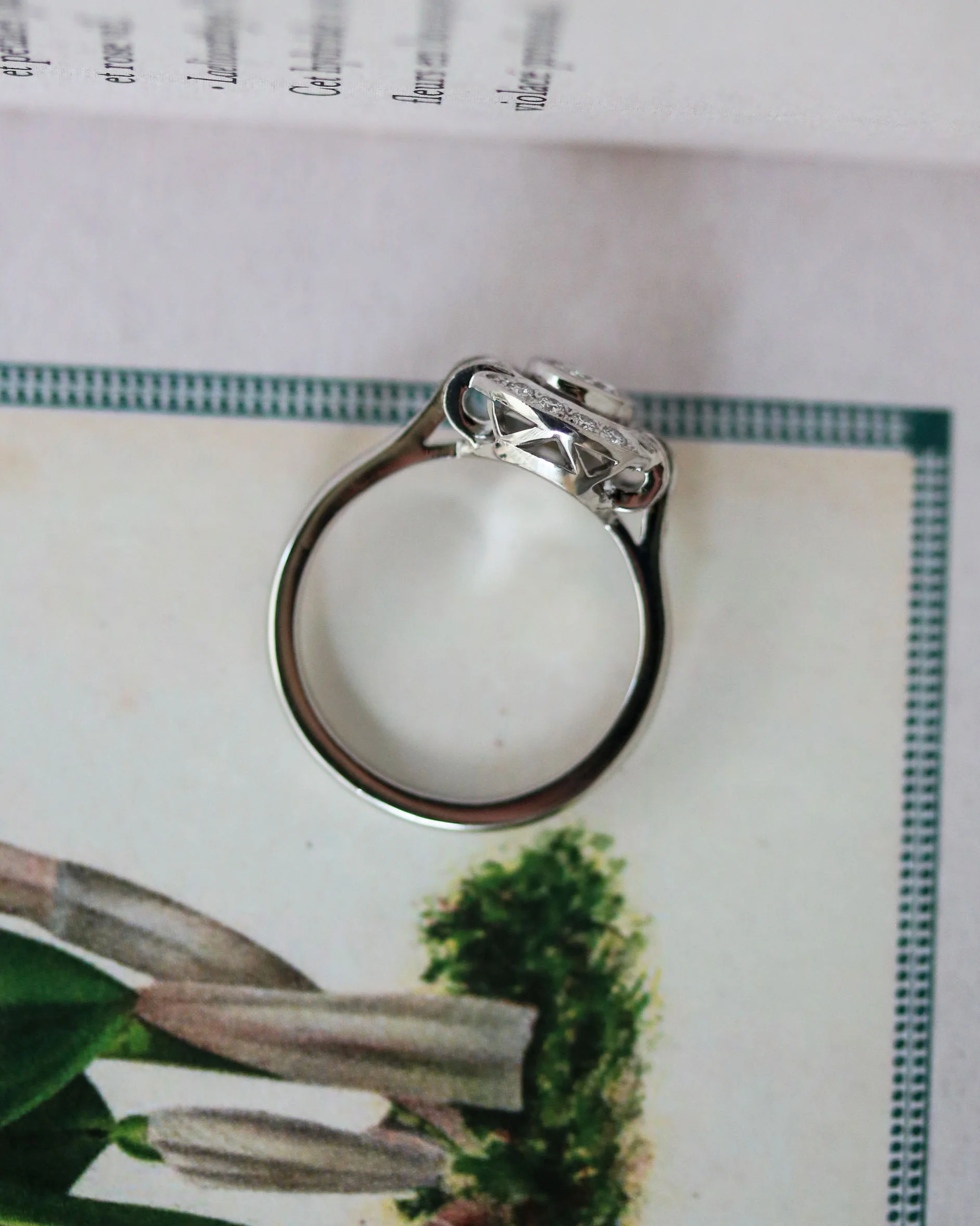 Bague Création Benoit Joaillier "Ronde Diamants et Godrons" - Image 3
