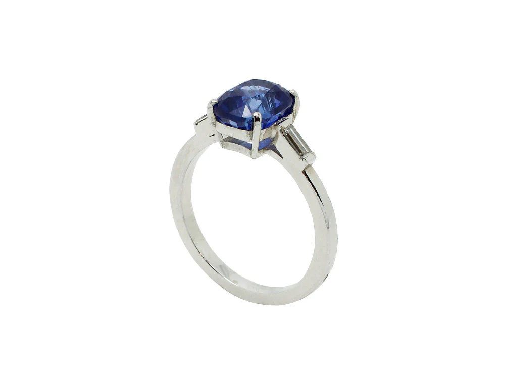 Bague Création Benoit Joaillier Saphir et Diamants Baguette - Image 3