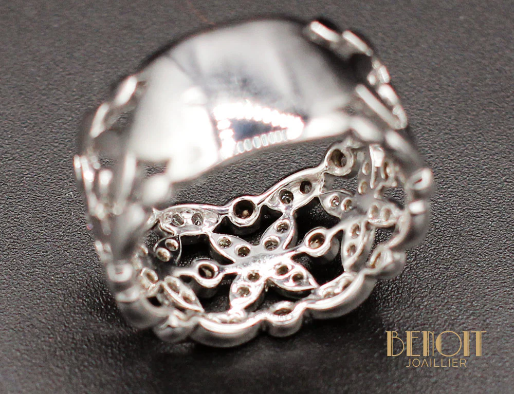 Bague "Dentelle" Or Blanc Diamants - Image 5