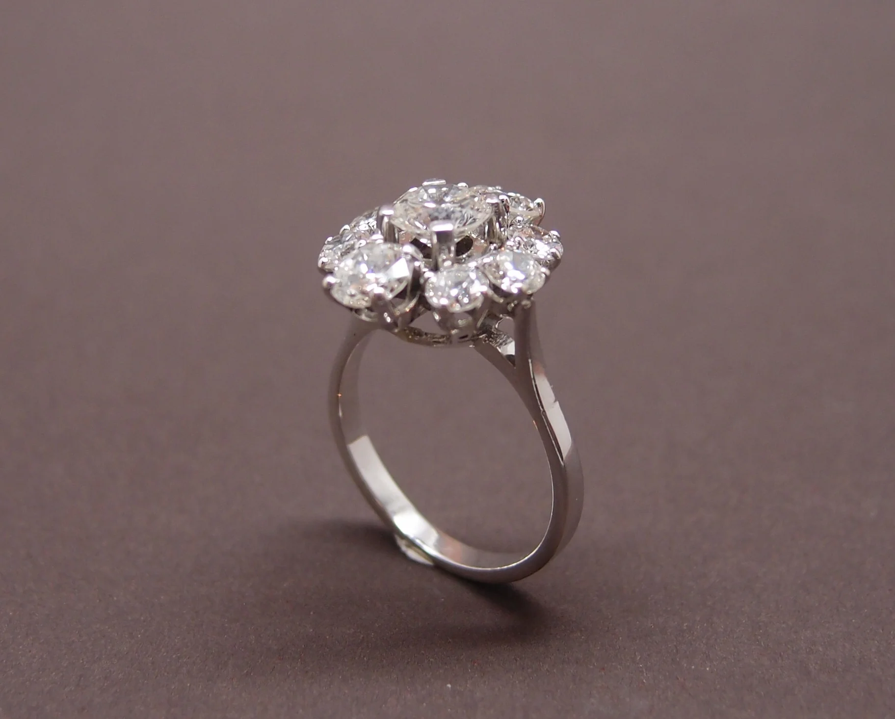 Bague Diamants "Entourage" total : 2 cts - Image 2
