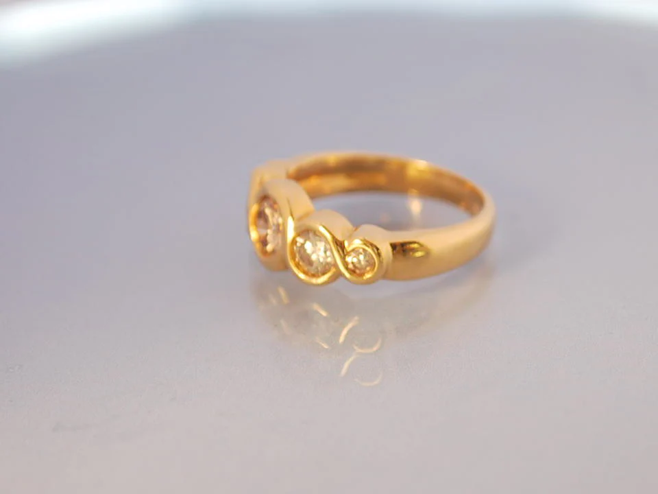 Bague Diamants et or jaune - Image 3