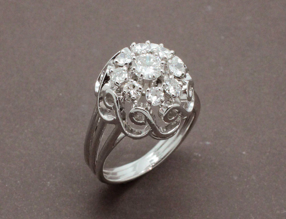 Bague Dôme Or Blanc Diamants