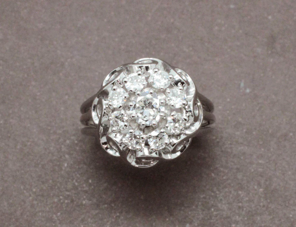 Bague Dôme Or Blanc Diamants - Image 3