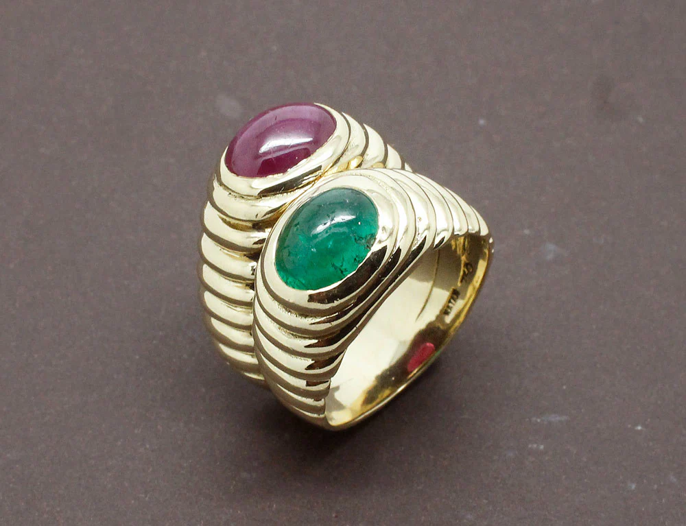 Bague Double Jonc Emeraude et Rubis