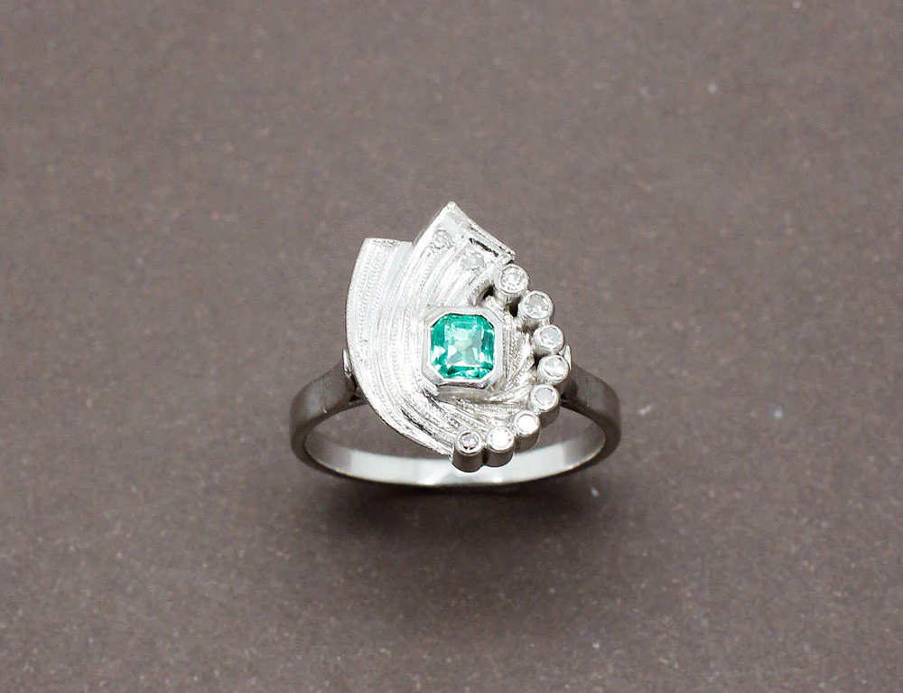 Bague Emeraude Art Déco - Image 2