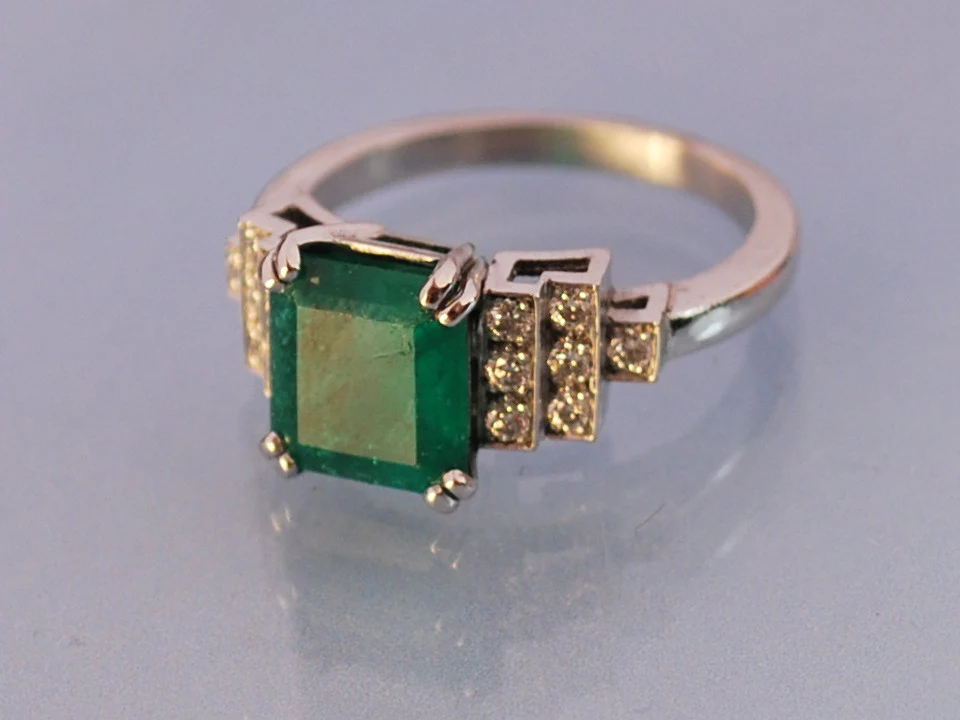 Bague émeraude diamants - Image 2