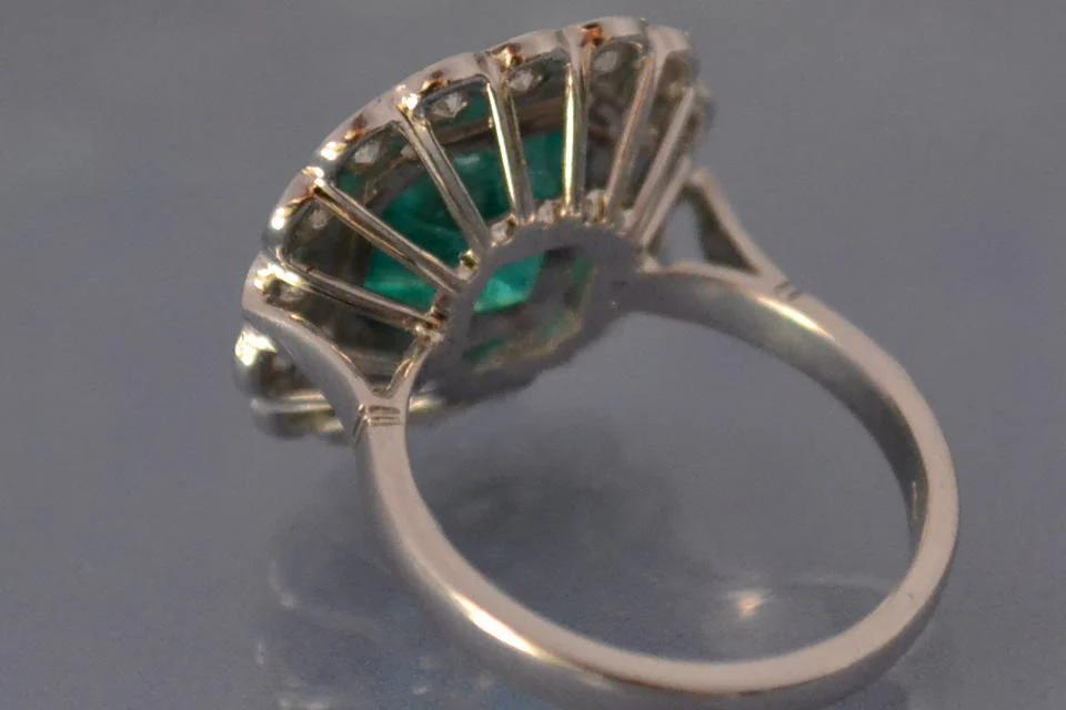 Bague Emeraude diamants - Image 3