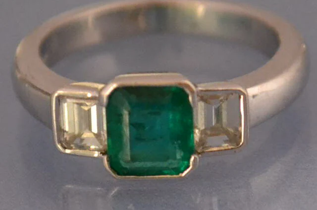 Bague emeraude Diamants
