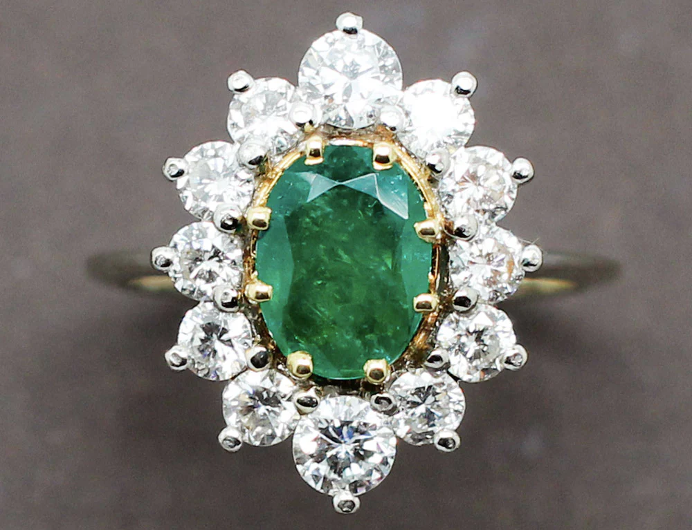 Bague Emeraude Entourage Diamants - Image 3