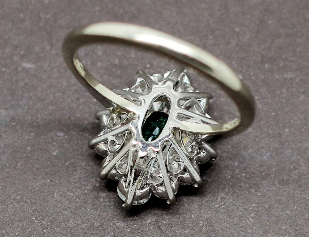 Bague Emeraude Entourage Diamants - Image 6