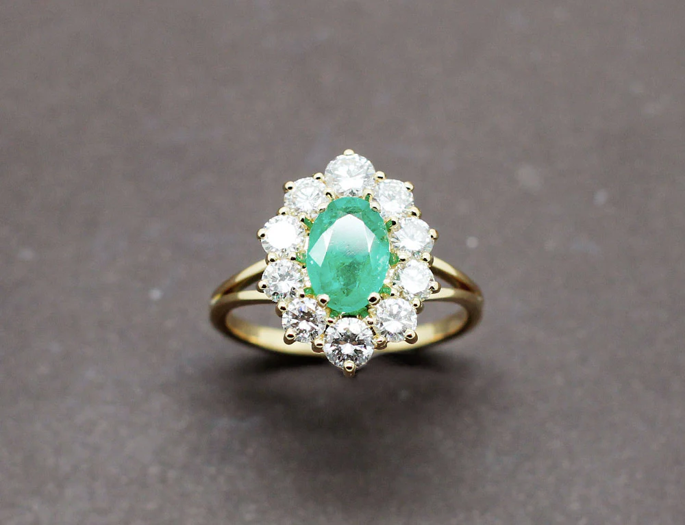 Bague Emeraude Entourage Diamants - Image 2
