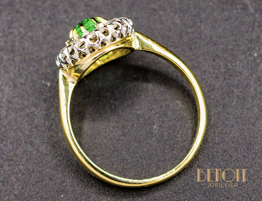 Bague Emeraude Entourage Diamants - Image 3
