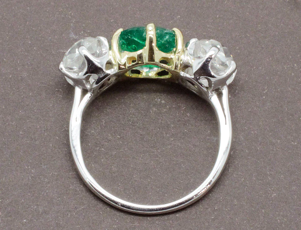 Bague Emeraude et Diamants - Image 4