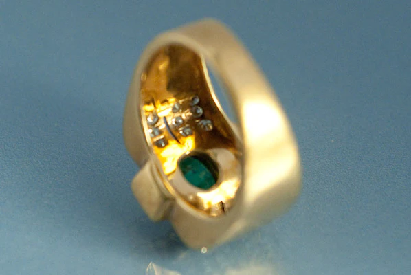 Bague Emeraude Saphir Jaune et Diamants - Image 3