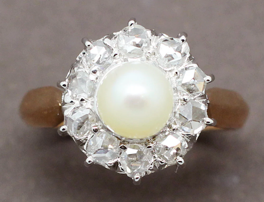 Bague Fleur Perle et Diamants - Image 3