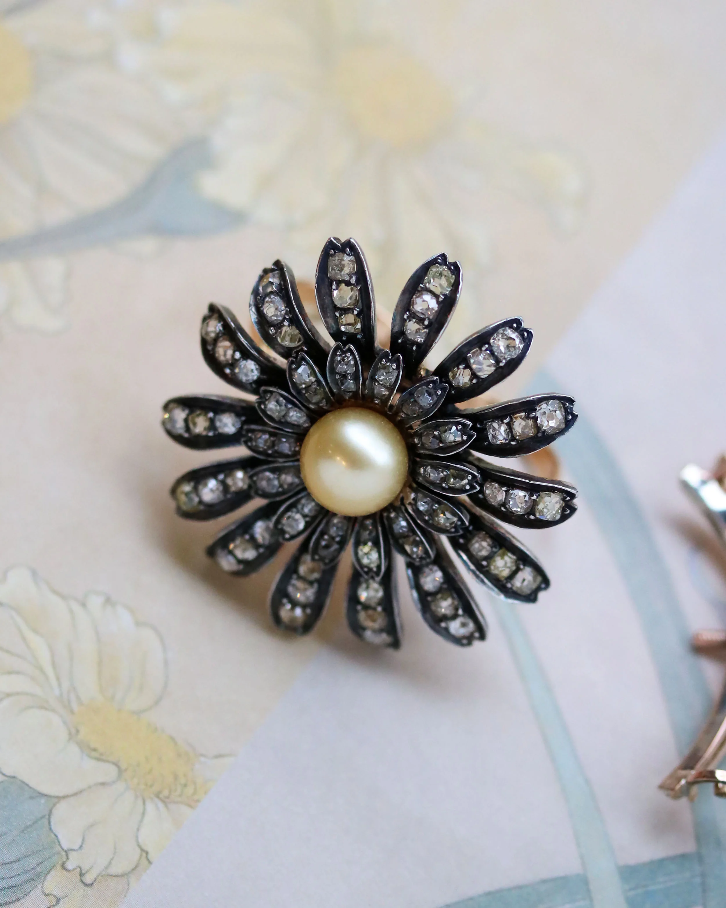 Bague Marguerite Perle Gold et Diamants "Les Recyclés"