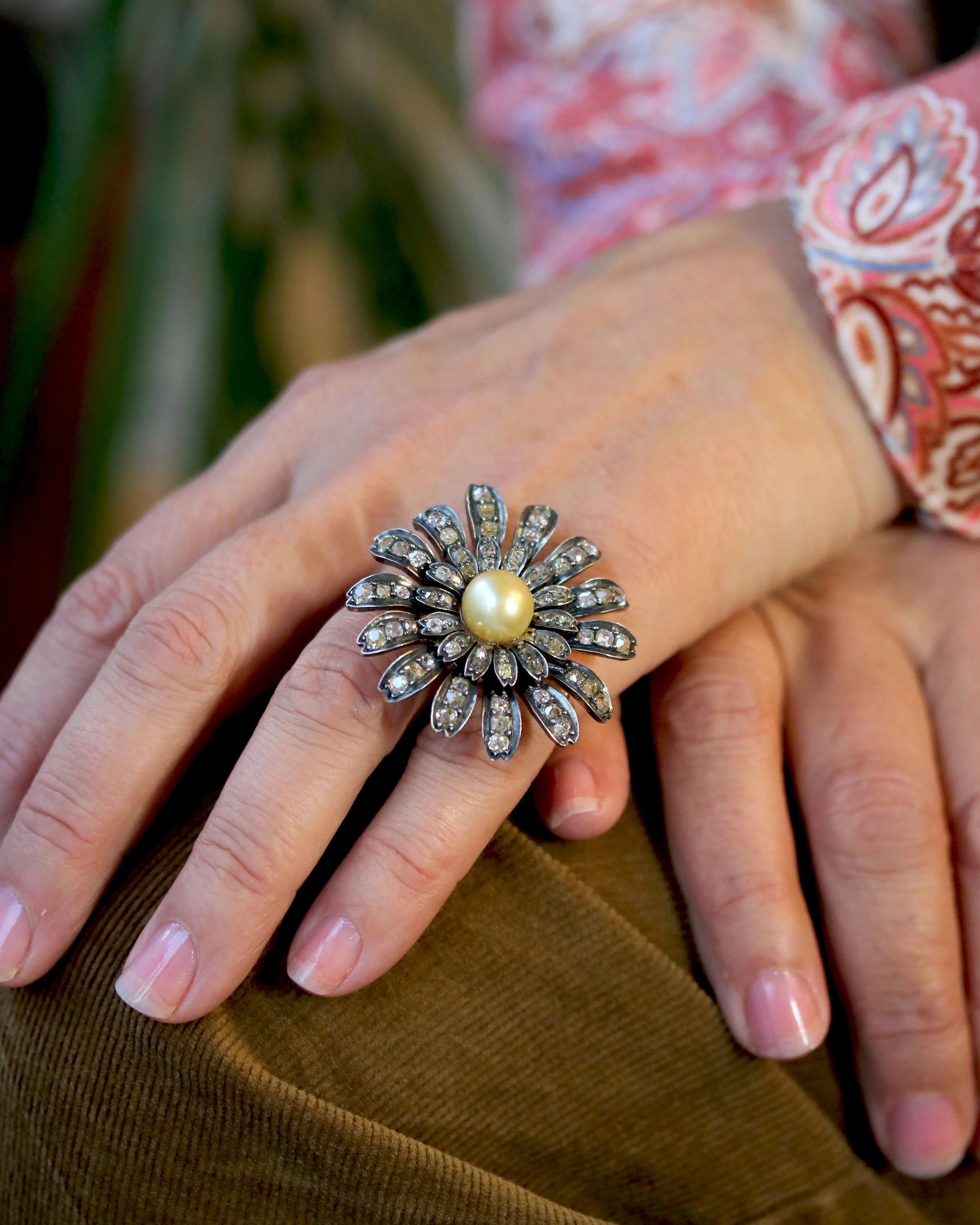 Bague Marguerite Perle Gold et Diamants "Les Recyclés" - Image 4