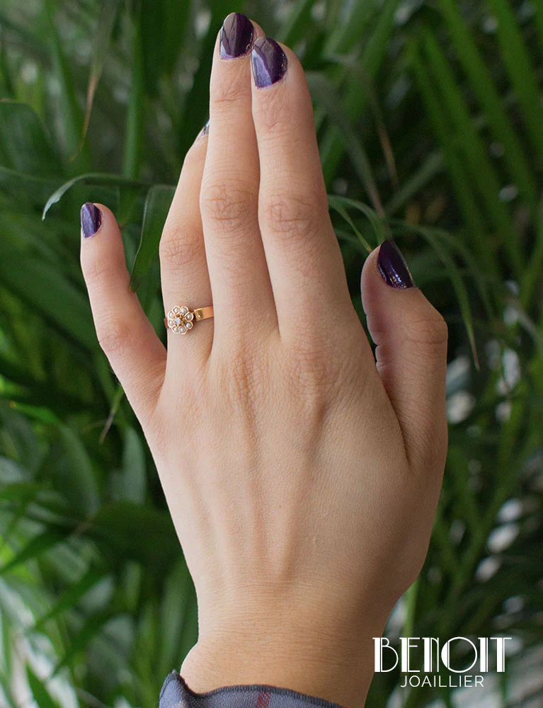 Bague Fleur Perles Diamants - Image 7