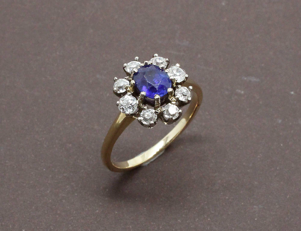 Bague Fleur Saphir et Diamants