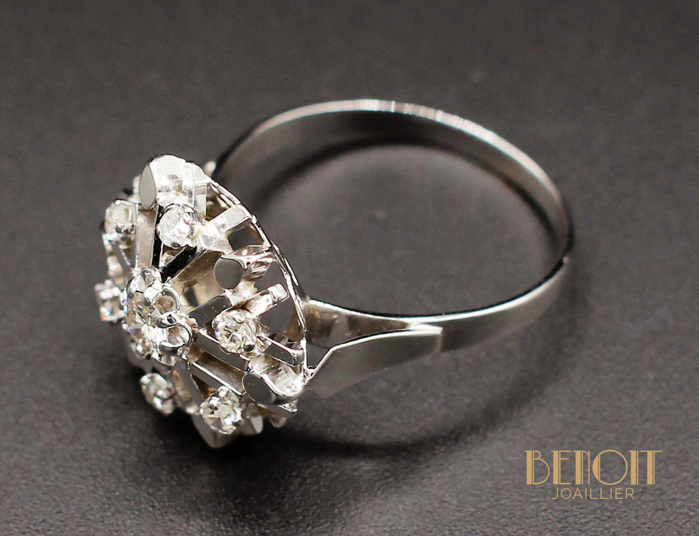 Bague "Flocon" Or Blanc Diamants - Image 4