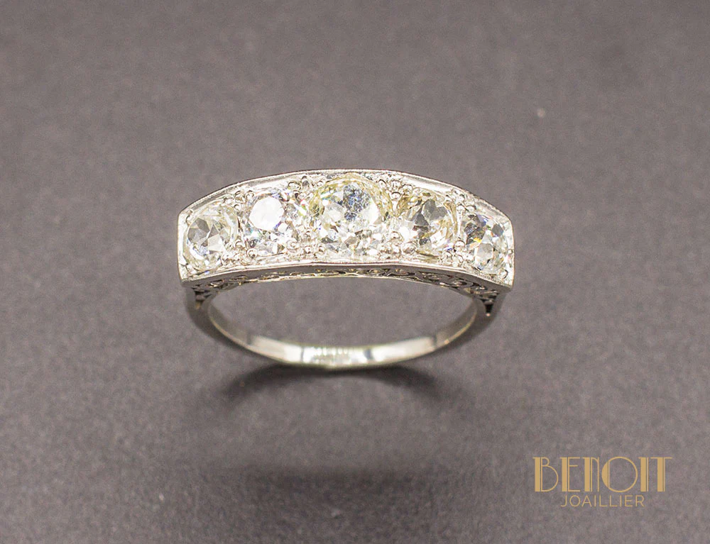 Bague Jarretière Art Déco Diamants - Image 2