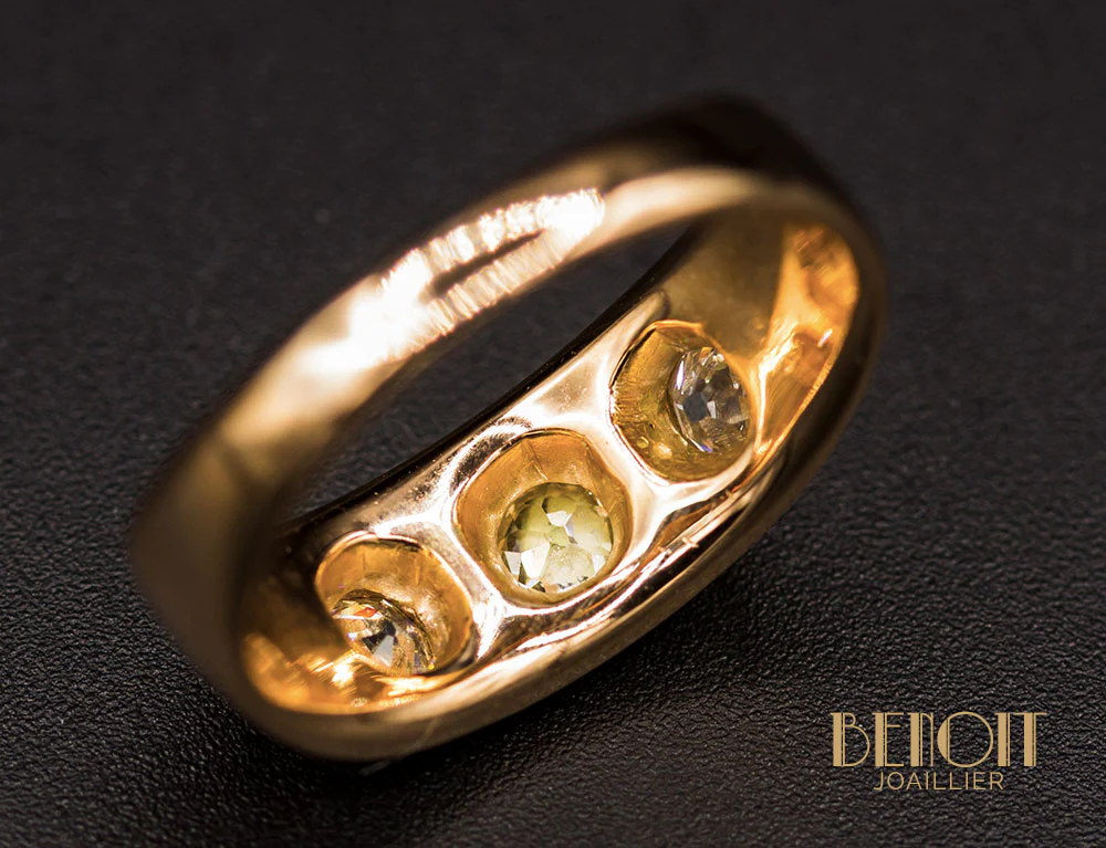 Bague Jonc 3 Diamants - Image 5