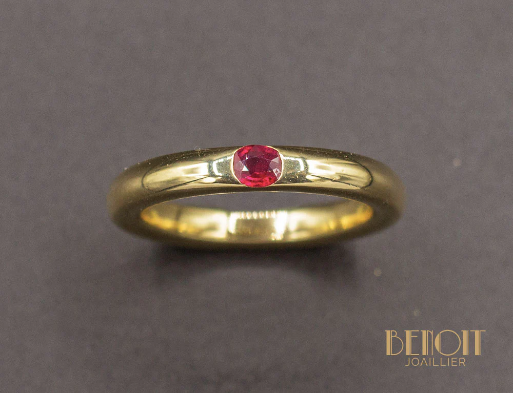 Bague Jonc Or Jaune Rubis - Image 2