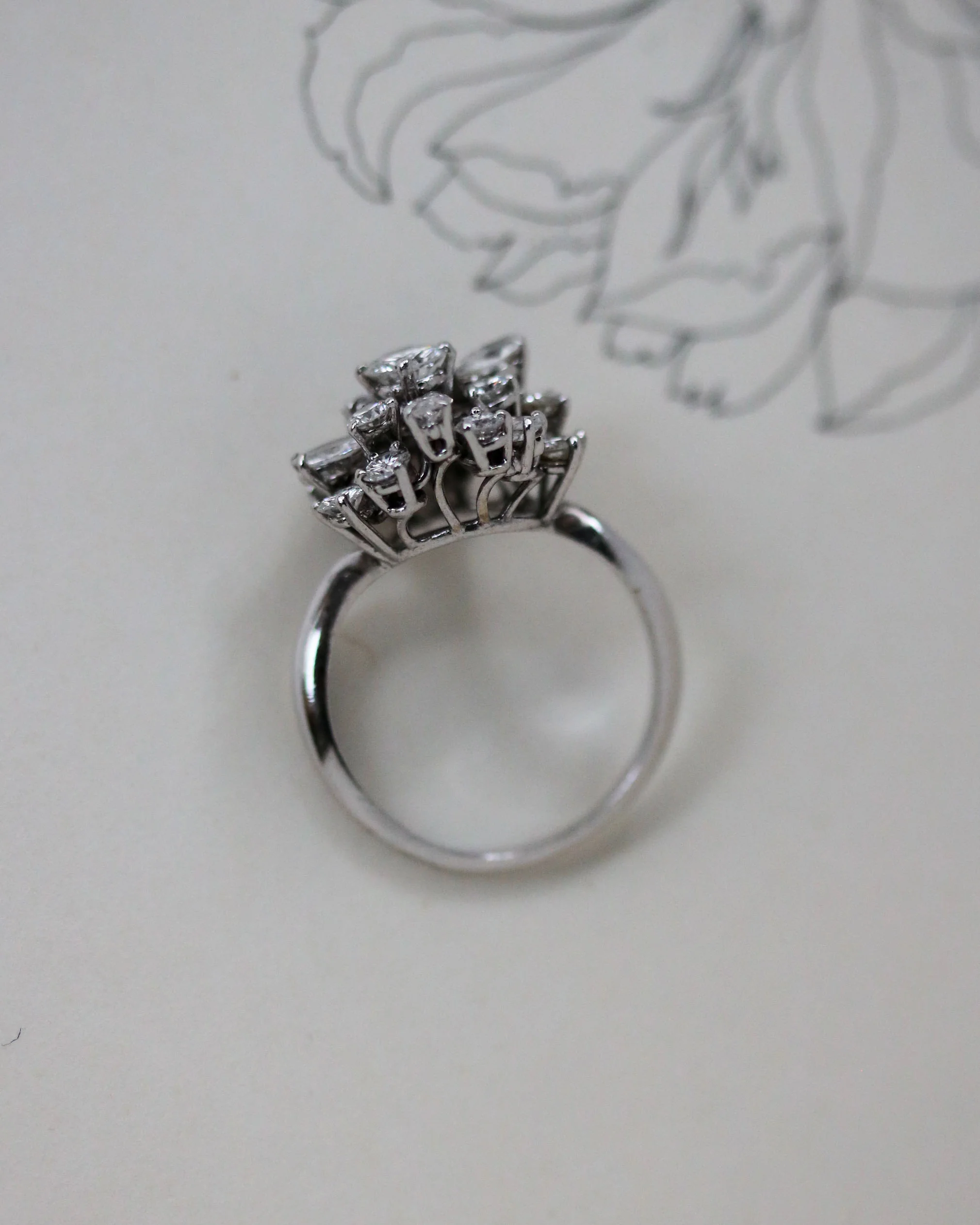 Bague Marguerite cocktail Or blanc Platine Diamants - Image 6