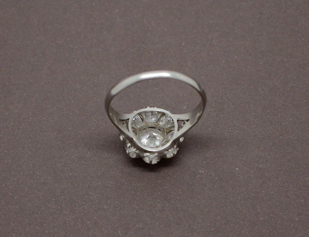 Bague Marguerite Diamants et Or Blanc - Image 4