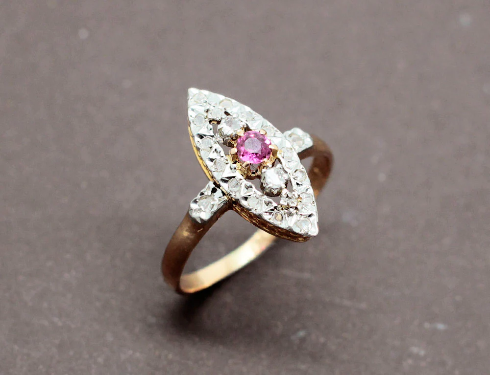 Bague Marquise Rubis Diamants