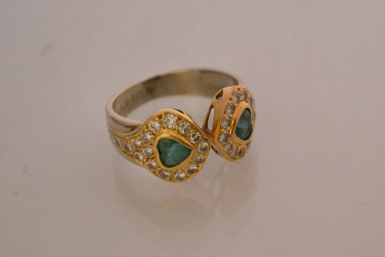Bague MELLERIO Emeraude Diamants et Or Jaune