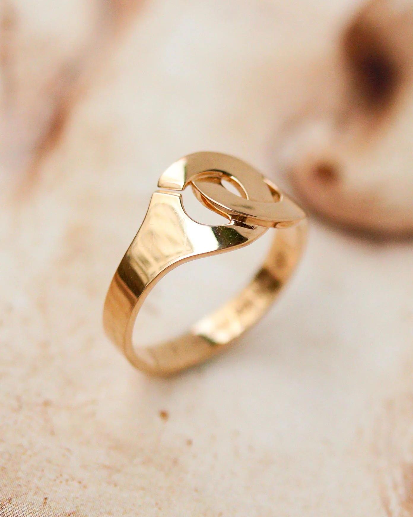 Bague "Menottes" Or Rose Signée Dinh Van - Image 3