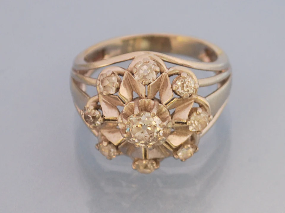 bague or blanc et diamant