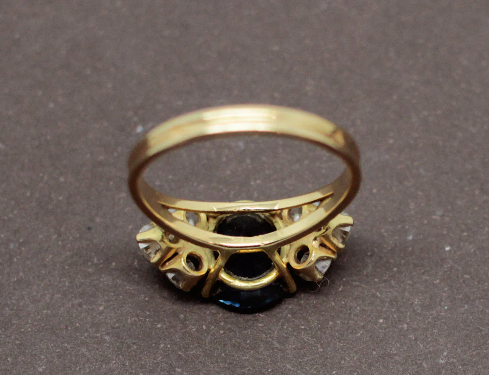 Bague Or Jaune Saphir et Diamants - Image 6