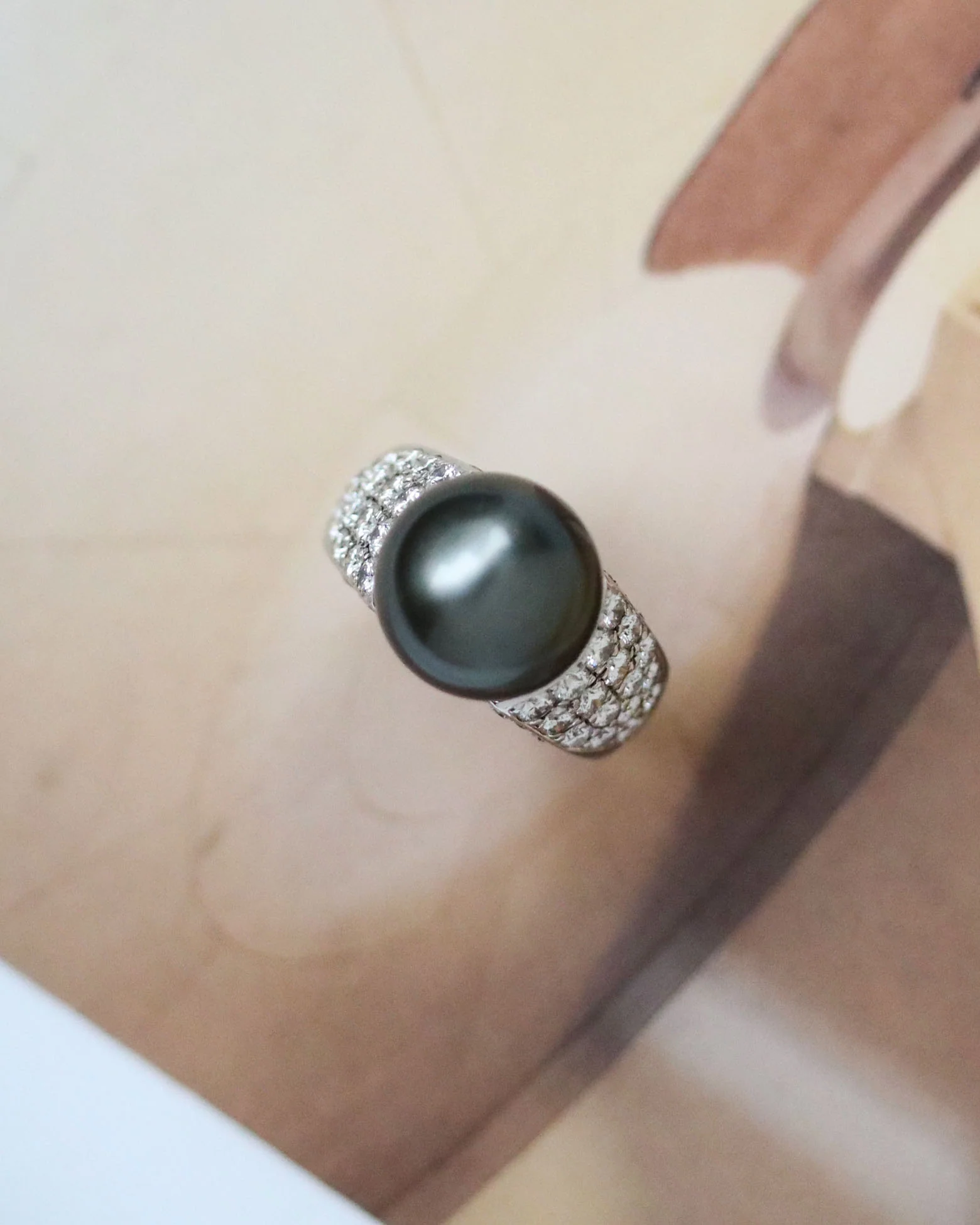 Bague Dôme Perle de Tahiti et Diamants - Image 3