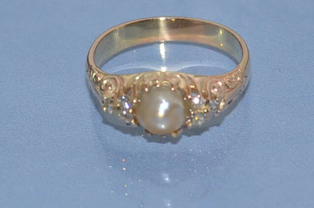 Bague Perle diamants et or jaune - Image 2