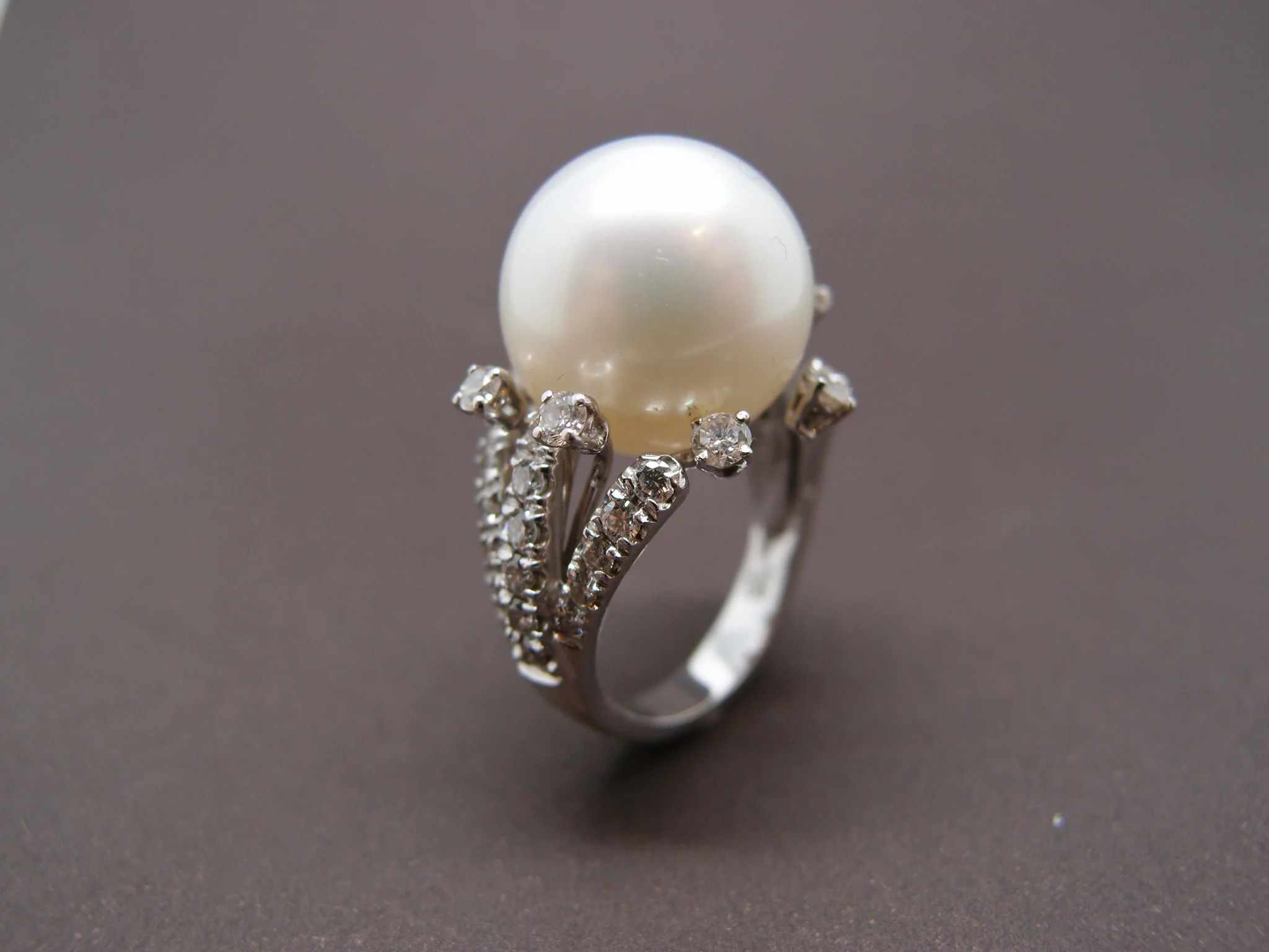 Bague Perle et diamants signée Utopia - Image 2