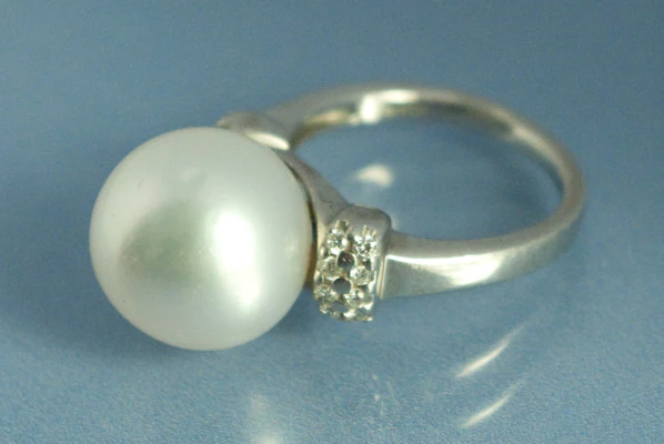 Bague Perle Hakoya Platine et Diamant - Image 2
