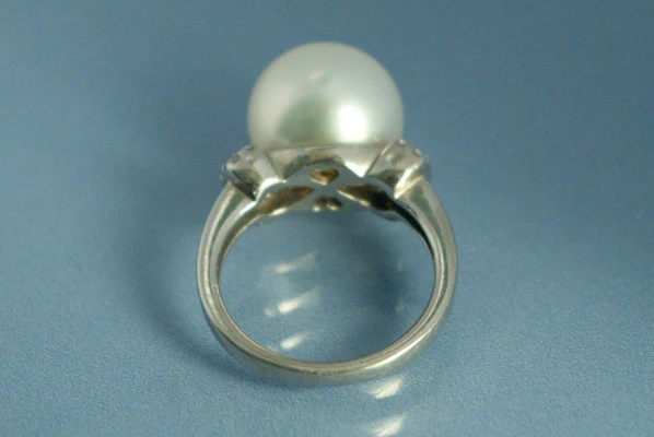 Bague Perle Hakoya Platine et Diamant - Image 3