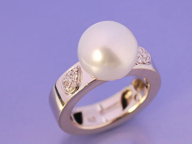 Bague perle or et diamants