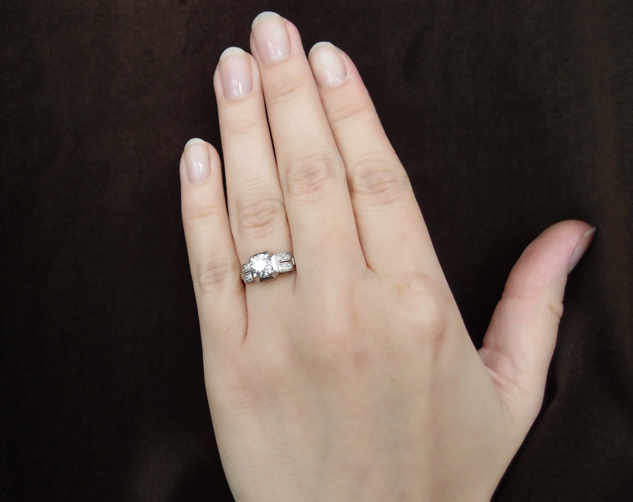 Bague Platine Art Déco diamant 0.8 ct - Image 4