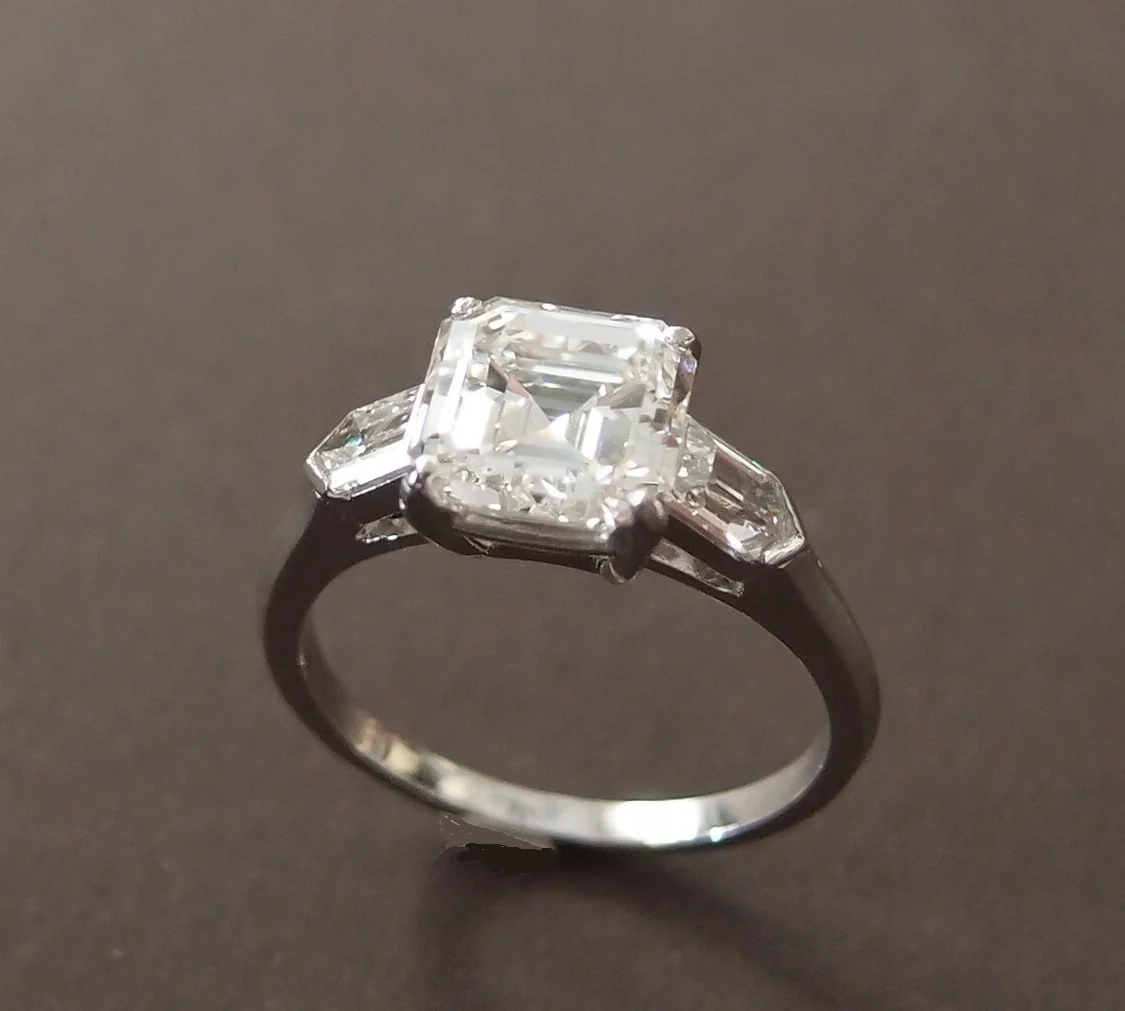 Bague Platine avec Diamant Carré pans coupés de 2.21 ct I/VS2 - Image 3