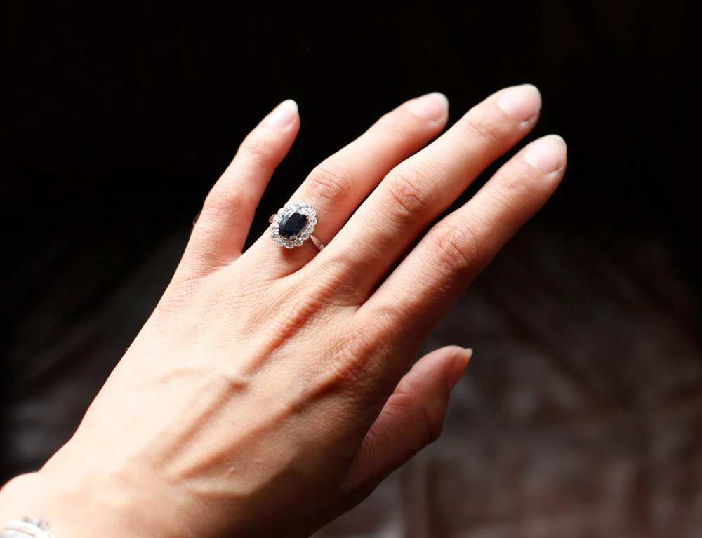 Bague Pompadour Saphir et Diamants - Image 6