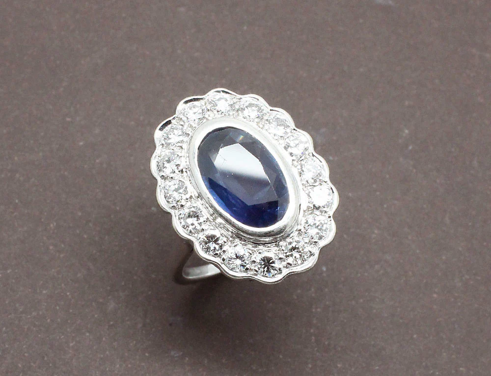 Bague Pompadour Saphir Diamants