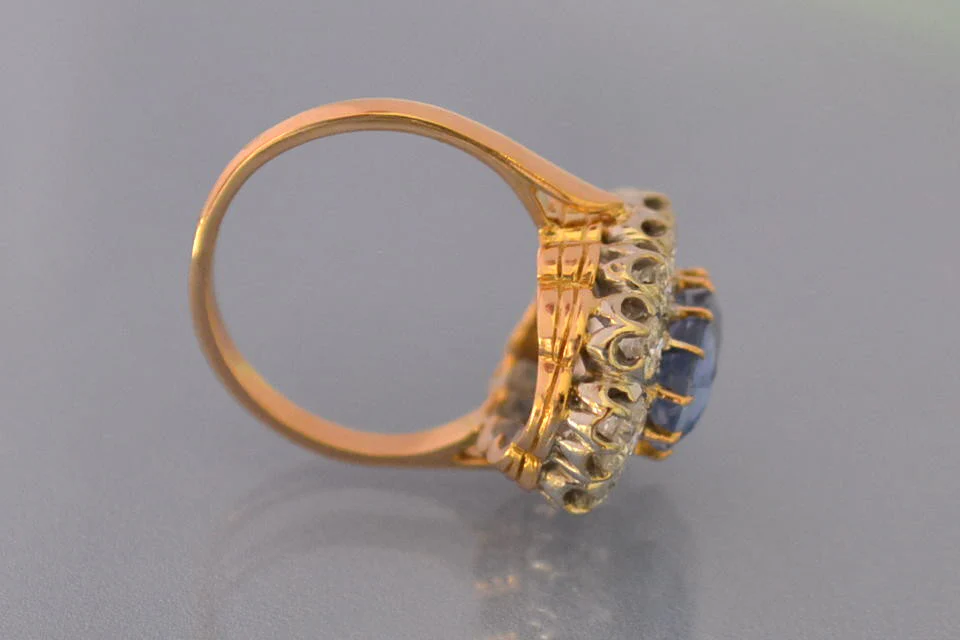 Bague pompadour saphir et diamants - Image 4