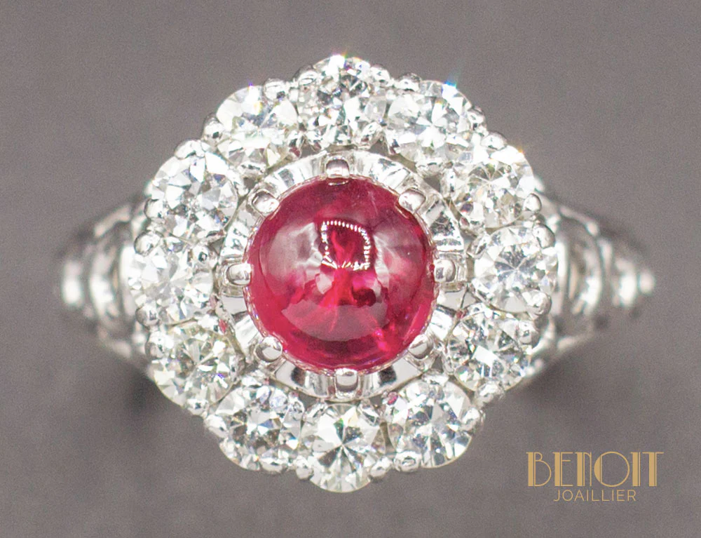 Bague Rubis Cabochon Diamants - Image 3