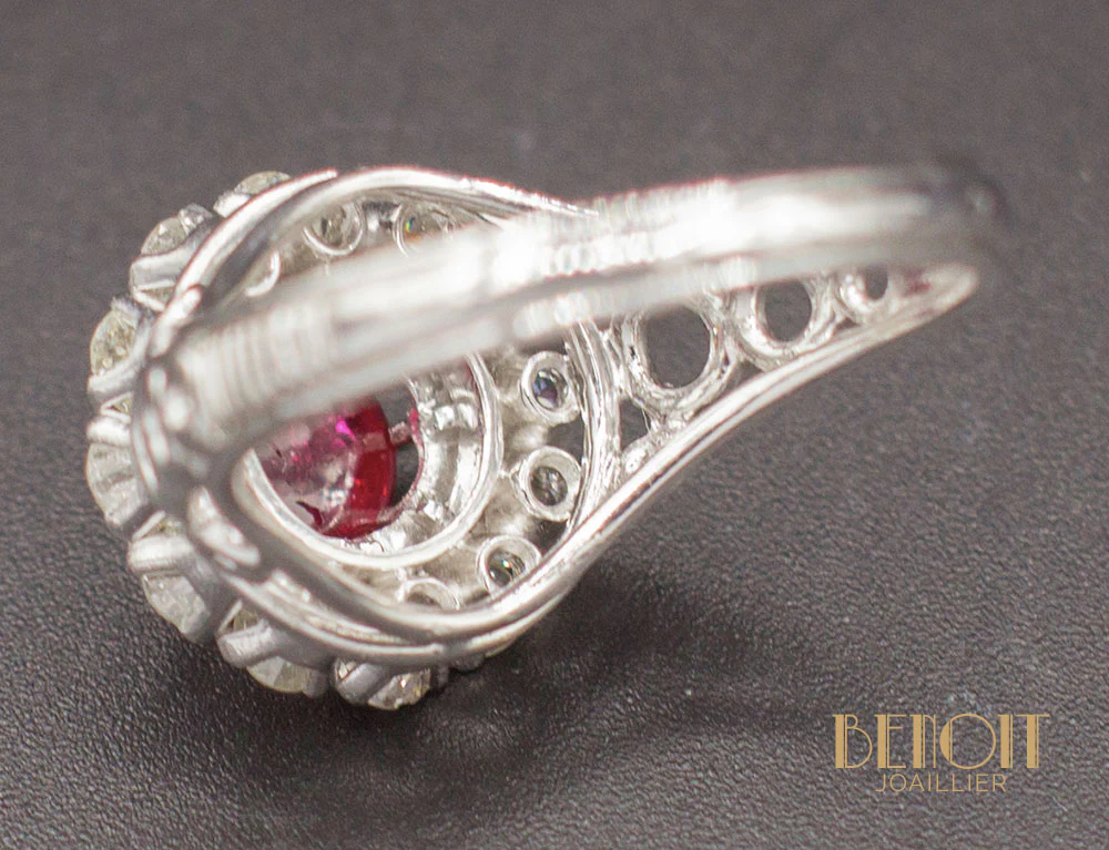 Bague Rubis Cabochon Diamants - Image 7