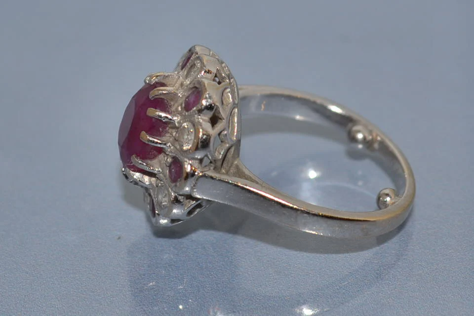 Bague rubis diamants et or - Image 3