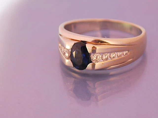 Bague saphir diamants et or - Image 3
