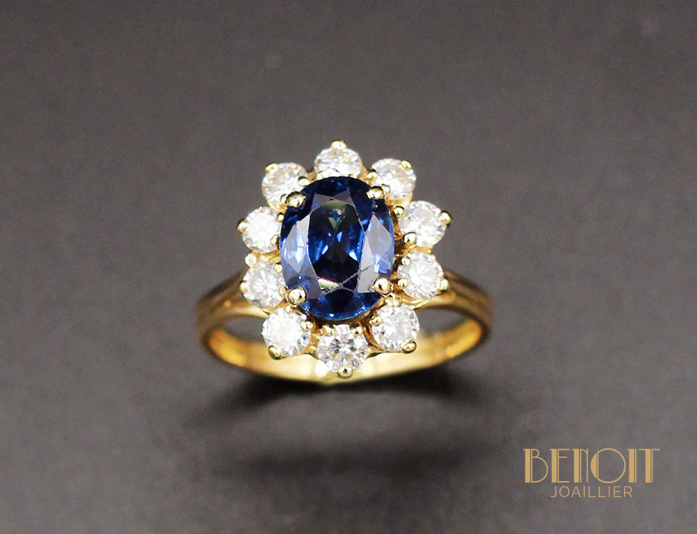 Bague Saphir Entourage Diamant - Image 2